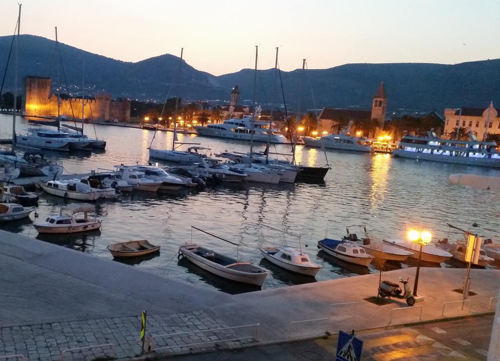 Heritage Bella Vista Apartments Τρογκίρ Εξωτερικό φωτογραφία